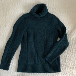 Women’s sweater